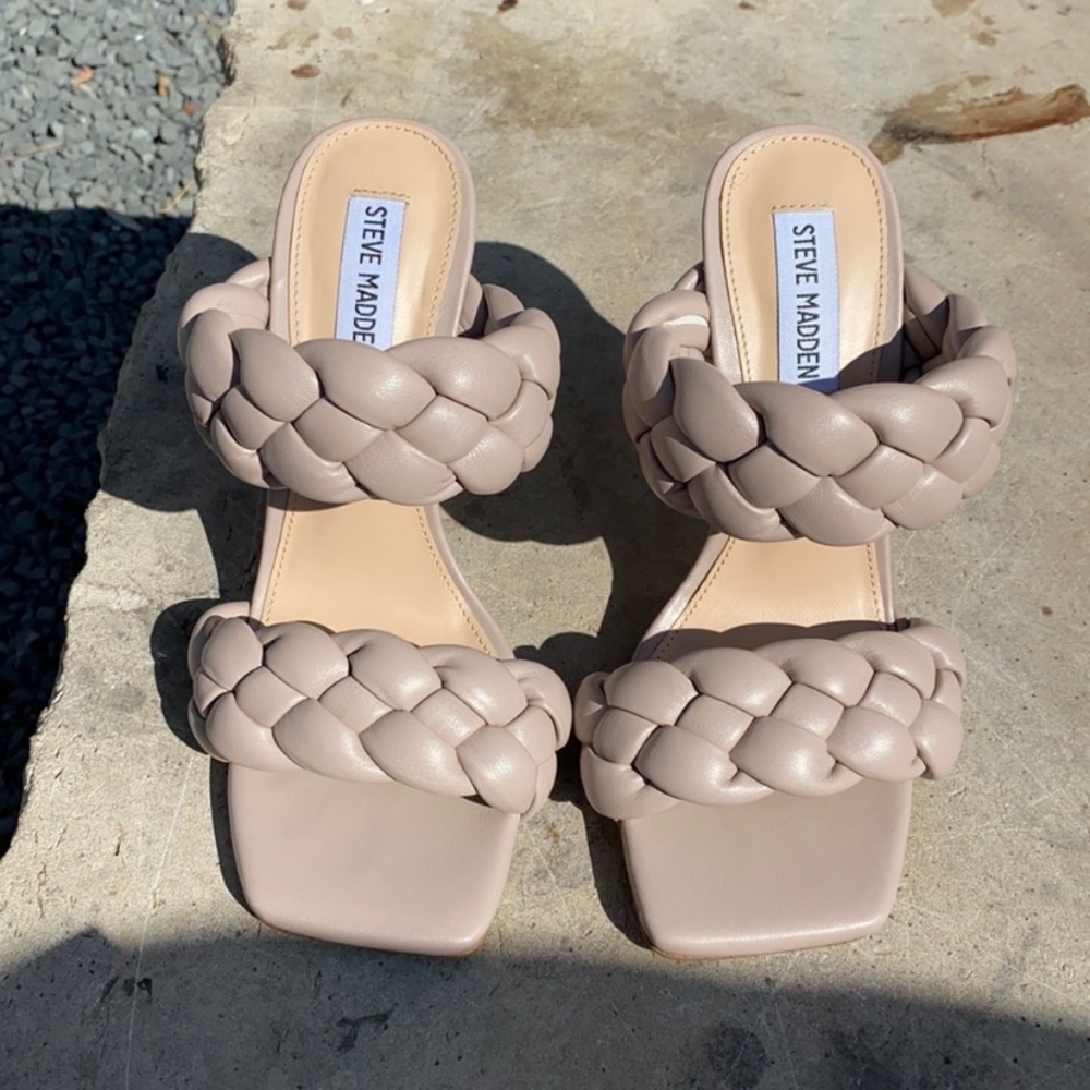 Steve Madden Kenley Taupe Heels